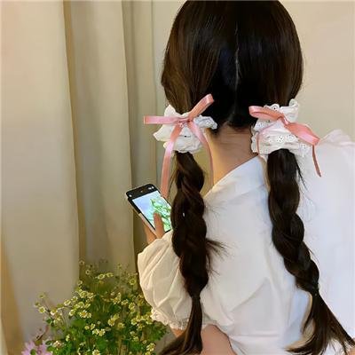 女学生和亨利先生